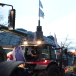 Salon de l'agriculture : à Paris, les agriculteurs mettent la pression à la veille de l'ouverture
          À la veille de l'ouverture du Salon de l'agriculture, plusieurs mobilisations d'agriculteurs, menées par différents syndicats, ont eu lieu à Paris vendredi 23 février.