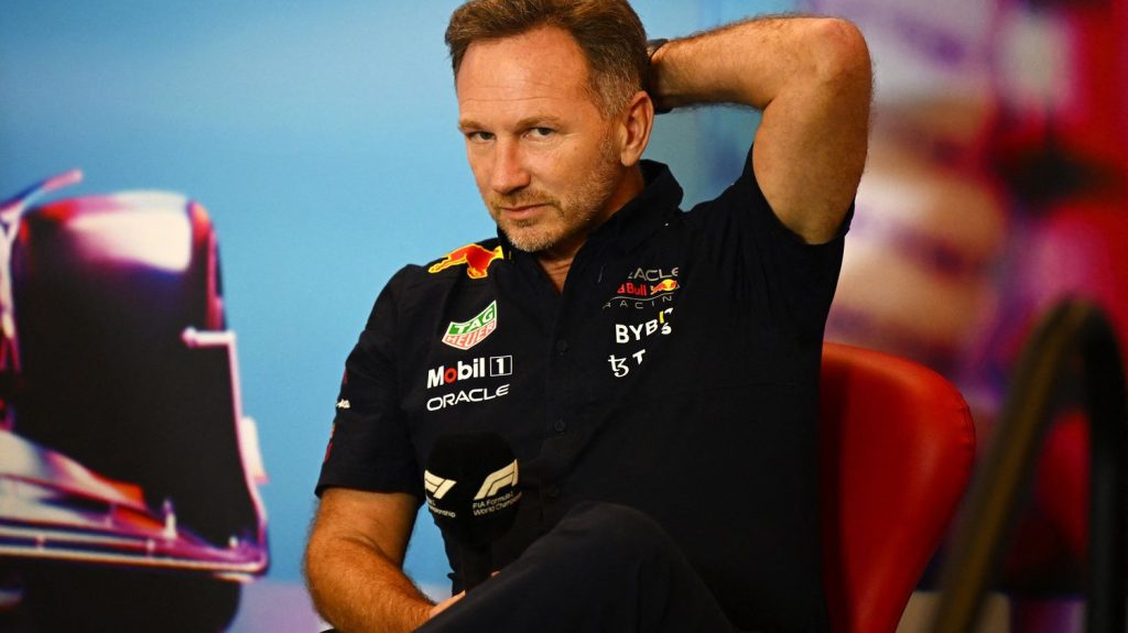 Formule 1 : le directeur de Red Bull, Christian Horner, blanchi après l'enquête interne pour "comportement inapproprié"
          Après avoir mené sa propre enquête interne, l'écurie autrichienne a décidé de conserver son directeur, comme elle l'a annoncé dans un communiqué mercredi.