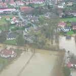Inondations dans le Pas-de-Calais : le département encore sous les eaux
          Dans la commune d'Attin, dans le Pas-de-Calais, les habitants font une nouvelle fois face à une importante crue. Chacun tente de se débrouiller, entre fuite et résignation.