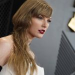 Australie : une enquête ouverte après une plainte contre le père de Taylor Swift pour agression
          La star américaine est en tournée en Australie, où un photographe a affirmé avoir été agressé par le père de la chanteuse.