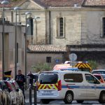 Hérault : ce que l'on sait du féminicide qui a eu lieu devant le tribunal de Montpellier
          Un homme a tué son ex-épouse dans la cour du tribunal, mardi, avant de se suicider. Une prise en charge des membres du personnel a été mise en place.
