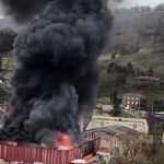 Incendie en Aveyron : un entrepôt de batteries au lithium détruit, les riverains inquiets
          Les riverains s’inquiètent des conséquences de l’incendie qui a ravagé un entrepôt abritant des batteries au lithium, à Viviez (Aveyron), samedi 17 février.