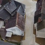 Crues : des habitants de l'Indre-et-Loire évacués
          L'alerte rouge inondation est toujours en cours dans la Vienne et l'Indre-et-Loire, dimanche 31 mars. Plusieurs communes ont été touchées par la montée de la Creuse.