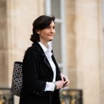 La ministre des Sports, Amélie Oudéa-Castéra, a été mise en examen pour diffamation envers l'ex-patron du foot français Noël Le Graët
          La mise en examen, qui remonte à décembre 2023, a été confirmée jeudi par le parquet général de la Cour de cassation.
