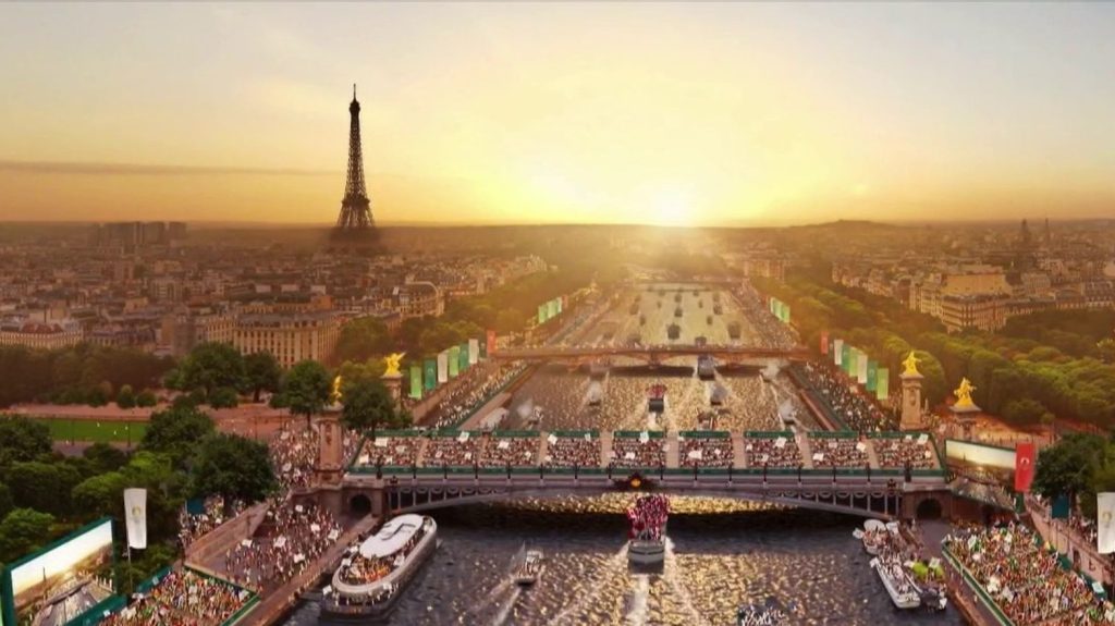 Paris 2024 : une cérémonie d'ouverture sous haute surveillance
          La cérémonie d'ouverture des Jeux olympiques de Paris 2024, qui aura lieu le 26 juillet, sera particulièrement surveillée. La jauge de spectateurs a été revue à la baisse sur les quais de Seine.