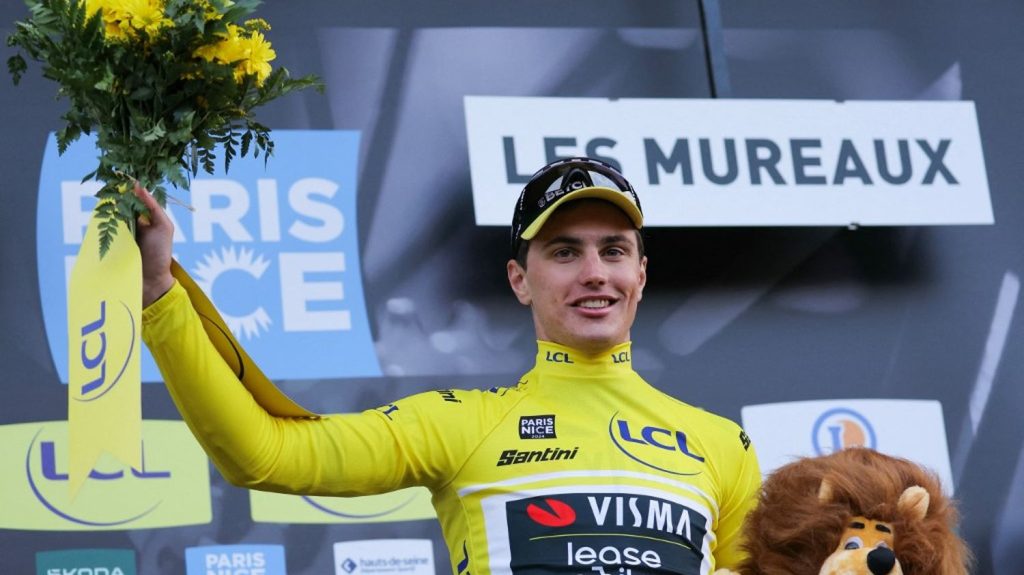 Vidéo



  

  
  

      

  

  
    Paris-Nice 2024: victoire pour Olav Kooij, Remco Evenepoel déjà offensif... Le résumé de la première étape
          Vainqueur de la première étape au sprint, le Néerlandais Olav Kooij s'est, par la même occasion, emparé du maillot jaune, dimanche.
