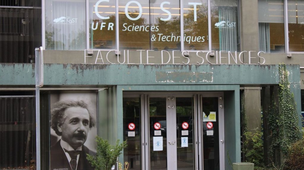 Soupçons de détournements de fonds publics à l'université d'Orléans : la justice ordonne un procès
          L'ancien directeur de l'UFR de Sciences et techniques sera jugé en correctionnelle.