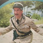 Soixante ans après la sortie du "Gendarme de Saint-Tropez", une exposition rend hommage à Louis de Funès
          Le nouveau parcours du Musée de la gendarmerie et du cinéma de Saint-Tropez propose de replonger dans les années 1960 et dans les coulisses du film de Jean Girault.