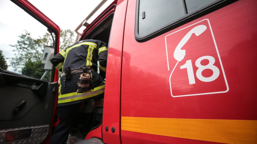 Pyrénées-Orientales : l'incendie de Saleilles est fixé
          Plus de 100 pompiers se sont rendus sur place et ont réussi à fixer l'incendie peu avant 15 heures.