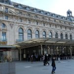 Deux personnes interpellées à l'entrée du musée d'Orsay, à Paris, soupçonnées d'avoir voulu dégrader des œuvres d'art
          Les deux interpellés, des militants écologistes, ont été placés en garde à vue. Une enquête a été ouverte.