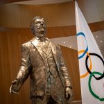Paris 2024 : père des Jeux olympiques et figure controversée, Pierre de Coubertin entre au musée Grévin
          La statue du baron français à l'origine des Jeux olympiques modernes fera son entrée au musée en juillet, avant le coup d'envoi des JO. Elle est en cours de réalisation dans des ateliers du musée.