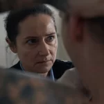 Festival du film policier de Reims : Sidse Babett Knudsen impressionnante dans "Sons", le thriller oppressant de Gustav Möller
          Le réalisateur danois revient avec un film puissant dans le milieu carcéral qui explore la vengeance, le pardon et la rédemption. "Sons" est un voyage étouffant, un film physique.