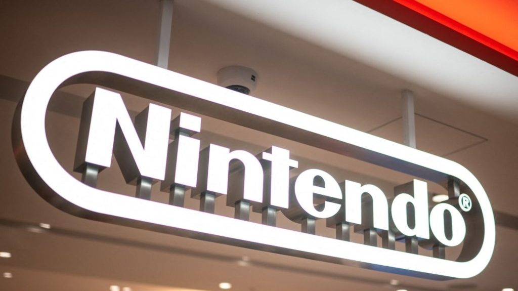 Jeu vidéo : vers la sortie d'une "Switch 2" ? Nintendo promet une annonce d'ici Mars 2025
          Le bal des rumeurs, jamais confirmées par Nintendo, qui font monter la pression autour du successeur de la Switch depuis plusieurs années avait laissé place à la déception des investisseurs mi-février quand plusieurs médias ont affirmé que le lancement, espéré cette année, pourrait être reporté à 2025.