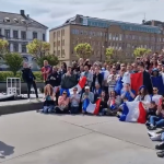 Eurovision 2024 : de nombreux fans français seront présents pour soutenir Slimane
          La finale de l’Eurovision se déroulera samedi 11 mai en Suède. Les espoirs français reposent sur le chanteur Slimane, beaucoup de fans français ont fait le déplacement.