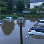 Inondations en Mayenne : "Un événement exceptionnel et historique", selon la mairie de Craon et la situation va "se dégrader"
          Des pluies diluviennes sont tombées sur le département qui a été placé en vigilance rouge pour crue par Météo France.