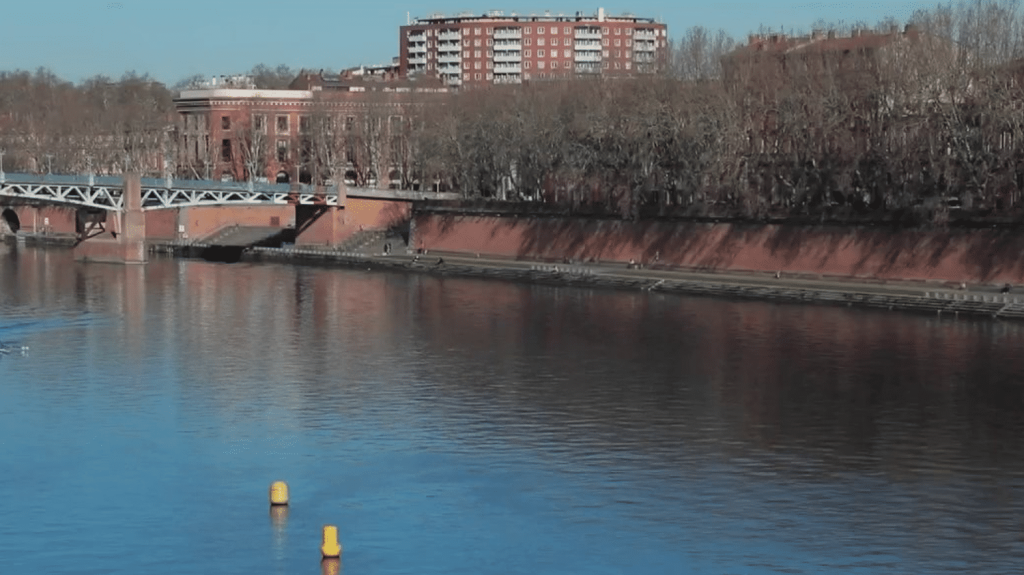 Toulouse : l’eau plus chère certains mois de l’année
          À partir du samedi 1er juin, une tarification saisonnière de l’eau entre en vigueur dans l’agglomération de Toulouse, en Haute-Garonne. Cela signifie que l’eau va coûter plus cher certains mois de l’année.