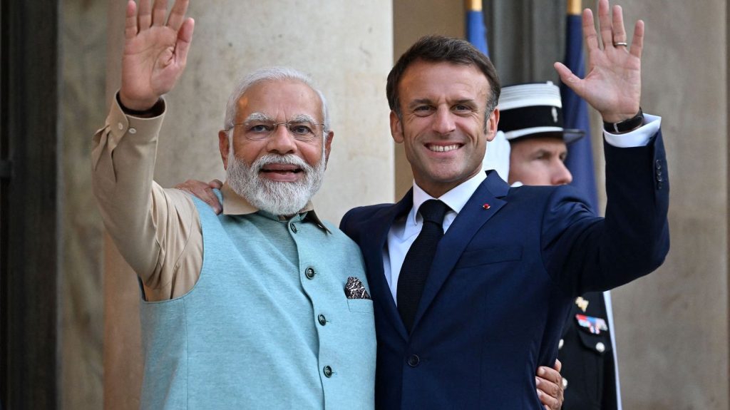 Économie : victoire de Narendra Modi en Inde, pays partenaire stratégique de la France
          En Inde, après six semaines de vote, les élections législatives aboutissent à la reconduction du Premier ministre Narendra Modi. C'est un scrutin que la France suit de près, tant l’Inde est un partenaire économique stratégique.